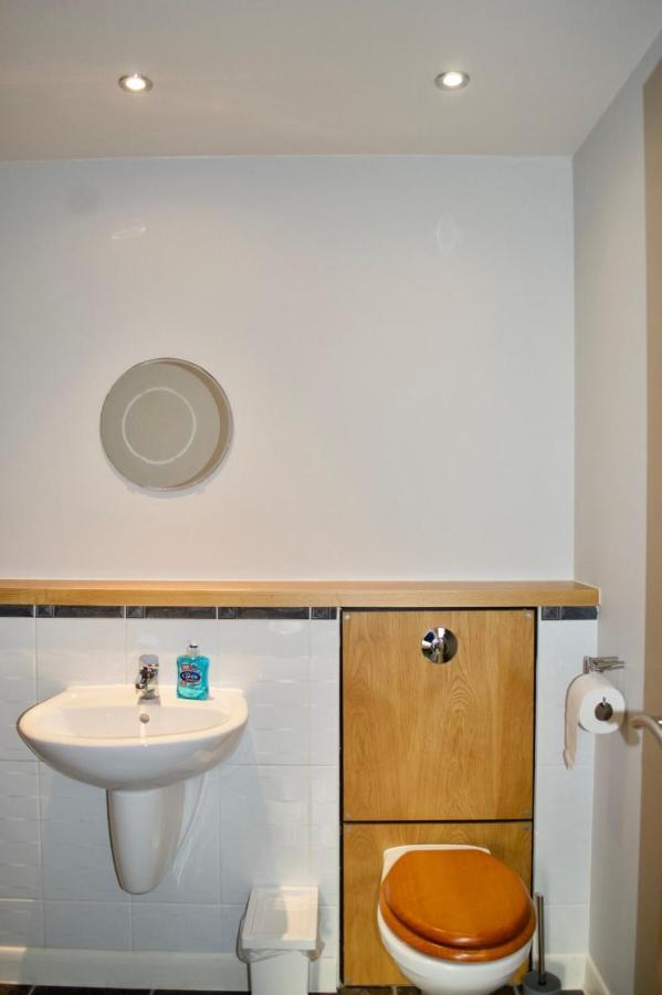 Modern 2 Bedroom City Centre Flat Edimburgo Exterior foto